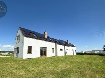 Bliźniak / Całość 215m2 / z widokami na góry