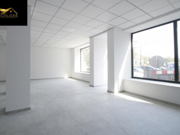 Lokal z witrynami 87m2 przy centrum