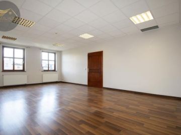 Biuro do wynajęcia w centrum Świdnicy - 80m2