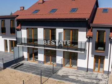 Z przyjemnością prezentuję Państwu ofertę sprzedaży  domów jednorodzinnych  w zabudowie  bliźniaczej,  o powierzchni  130,35 m2