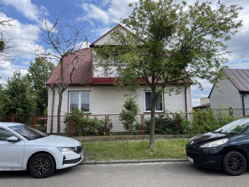 Dom 100 m2 w centrum Gniewoszowa gm. Kozienice.
