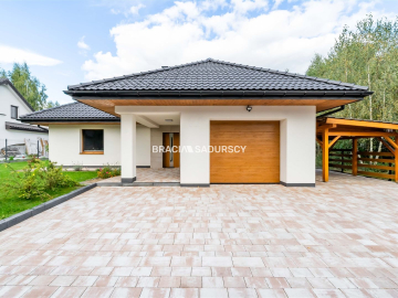 Nowoczesny parterowy dom wolnostojący Węgrzce 