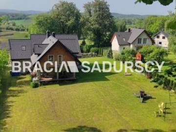 * zdjęcia należą do właściciela domu 
 
 Przestronny dom z widokową działką przy lesie Wolskim - Kraków Zwierzyniec  
 
 Nieruc