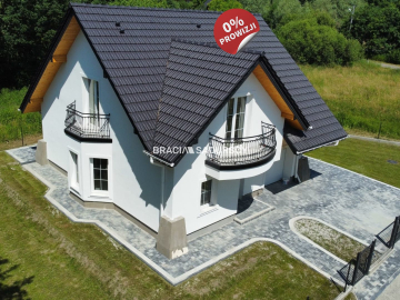 Na sprzedaż piękny wolnostojący dom w Dąbrowie Szlacheckiej, Wołowice.  
 
Stan deweloperski. 
Wykonany według projektu Bella S