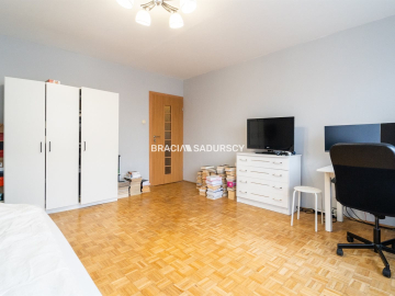 3 pok(oddzielne)52m2 Sródmieście -Olsza