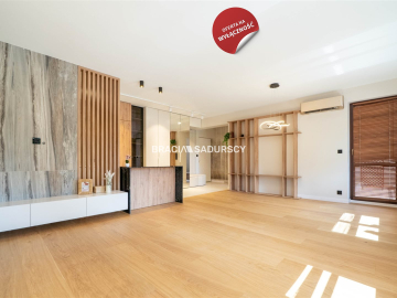Wola Justowska apartament z miejscem postojowym 