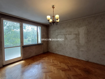 2 pokoje | Loggia | Nowa Huta | Do remontu