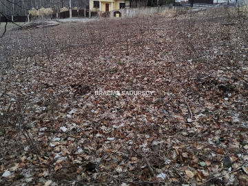 Ładna, klimatyczna działka o powierzchni 1067 m2