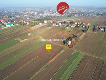 Działka budowlana 10 ar w Miechowie