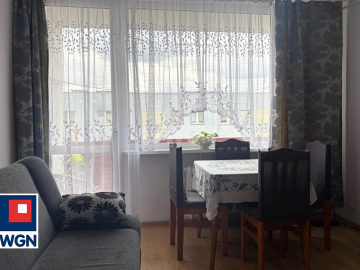 Nowa Sól, mieszkanie, 3 pokoje, 50,8 m2, sprzedam, cena 349 000 zł.  
  
Oferuję na sprzedaż rozkładowe mieszkanie w bloku przy