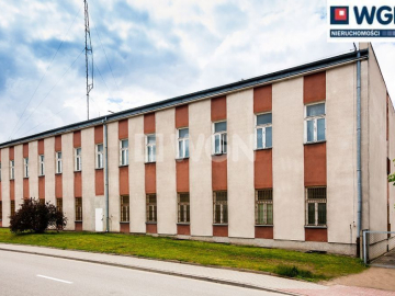 Szczytno, budynek biurowy, 1994 m2, sprzedam, 1 160 000 zł, netto.  
  
Powierzchnie biurowe na dużej działce przy drodze krajo