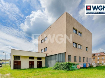 Kościan, budynek biurowo-techniczny, 1780 m2, sprzedam, 770 000 zł netto.  
  
Przedmiotem sprzedaży jest prawo użytkowania wie