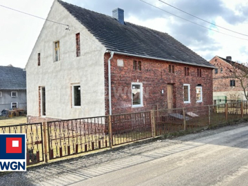 Wierzbowa, gmina Gromadka, sprzedam dom, 150 m2, działka 10 ar, do remontu, 219 000 zł.  
  
Zaprasza do zapoznania się z ofert