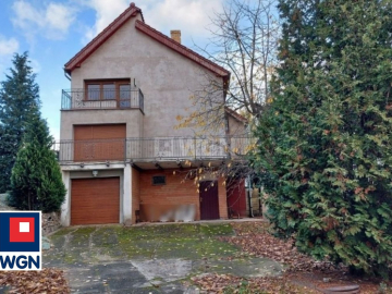 Szprotawa, dom 120 m2, 5 pokoi, cena 580 000 zł, sprzedam.  
  
Na sprzedaż dom piętrowy, jednorodzinny, w pełni podpiwniczony 