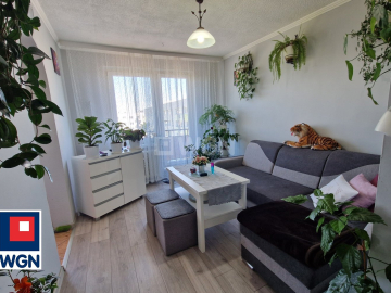 Trzebień, mieszkanie 3 pokoje, 62,5 m2, cena 249 000 zł, sprzedam.  
  
Na sprzedaż oferuję Państwu przestronne mieszkanie w bl