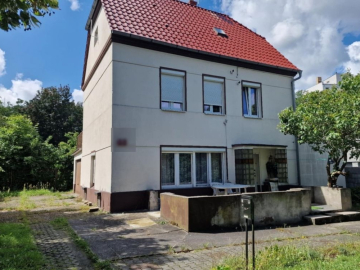 Zielona Góra, dom 4 pokoi, 119 m2, sprzedam, cena 599 000 zł.  
  
Oferta wyłącznie w WGN Nieruchomości.  
  
 Sprzedam dom w Z