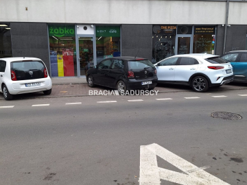 KROWODRZA - REJON ULICY LUBELSKIEJ I NOWEGO KLEPARZA.    
 
Oferujemy do sprzedaży atrakcyjny lokal o przeznaczeniu handlowo-us