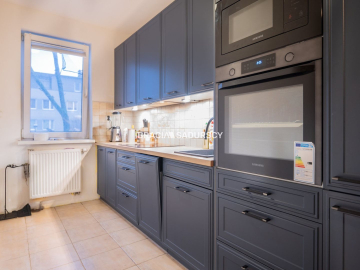 Narożne 3-pokojowe mieszkanie z balkonem!