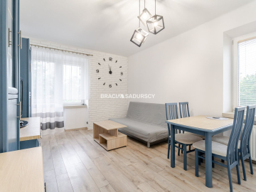 os. Urocze - 2 pok., słoneczne, stara Nowa Huta