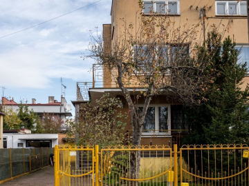 Dom w centrum Chełma. Pow. całk.290m2/ 150m2mieszk