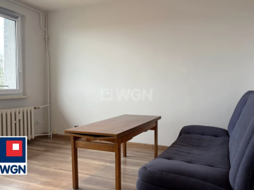 Nowa Sól, mieszkanie 2 pokoje, kawalerka, 36 m2, wynajmę, odstępne 1 500 zł.  
  
Oferuję na wynajem mieszkanie w bloku, przy u
