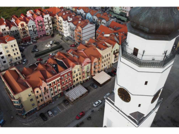 Głogów, Kamienica Stare Miasto, pow całkowita 663,15m2, 2 800 000 zł, sprzedam.  
  
Na sprzedaż atrakcyjna kamienica w centrum