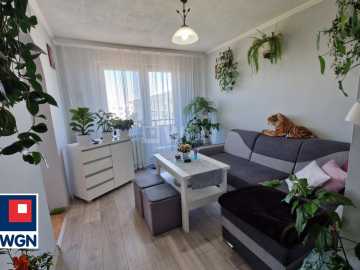 Trzebień, mieszkanie 3 pokoje, 62,5 m2, cena 249 000 zł, sprzedam.  
  
Na sprzedaż oferuję Państwu przestronne mieszkanie w bl