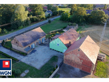 Siecieborzyce, dom 130 m2, 3 pokoje, budynki gospodarcze, działka 1,34 ha, cena 790 000 zł, sprzedam.  
  
Na sprzedaż dobrze u
