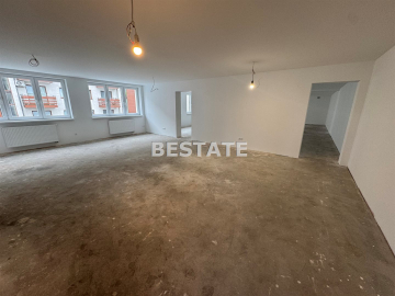 Lokal 95m2, możliwość  407m2,  pod usługi biurowe