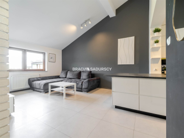 4-pok 81m² | 2-poziomy | do wprowadzenia | Złocień