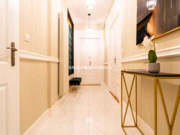 4 pokoje w secesyjnej kamienicy