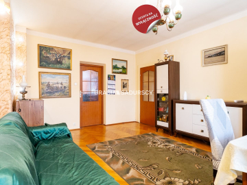 Kraków, Nowa Huta, Osiedle Centrum B, 3-pokojowe mieszkanie o pow. 70 m2. Mieszkanie położone przy reprezentacyjnej Alei Róż - 