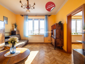 Przestronne / osobne pokoje / tramwaj 50 m