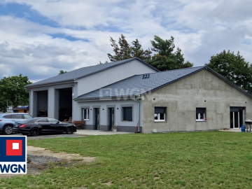 Kożuchów, dom z warsztatem, 283 m2, działka 62 ary, cena 2 150 000 zł, sprzedam.  
  
Sprzedający ponosi koszty związane z usłu