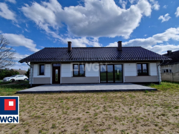 Wiechlice, nowy dom jednorodzinny, 4 pokoje, 90 m2, cena 799 000 zł, sprzedam.  
  
Na sprzedaż nowy, parterowy dom zlokalizowa