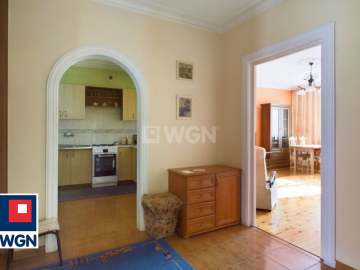 Szprotawa, mieszkanie 2 pokoje, 73 m2, sprzedam, cena 345 000 zł.  
Nowa cena!  
  
 Oferta wyłącznie w WGN Nieruchomości.  
  