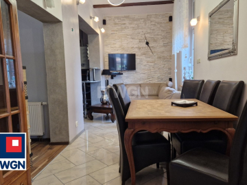 Szprotawa, mieszkanie 3 pokoje, 65 m2, cena 380 000 zł, sprzedam.  
  
Na sprzedaż oferuję Państwu atrakcyjne mieszkanie w zadb