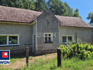 Cieciszów, dom 2 pokoje 80 m2, sprzedam, cena 219 000 zł.  
  
 Oferta wyłącznie w WGN Nieruchomości.  
  
 Sprzedam domek poni