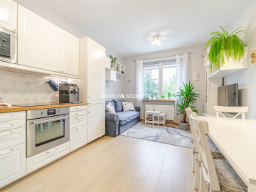 Bardzo ładne na os.Krakowiaków