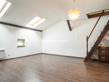 Starowiślna | centrum miasta | antresola 