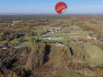 Działka budowlana o powierzchni  44 arów  położona w  Buczkowie, gmina Rzezawa, powiat bocheński  - idealna enklawa do budowy d