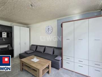 Nowa Sól, mieszkanie, kawalerka, 28 m2, sprzedam 199 000zł.  
 
Na sprzedaż kawalerka składająca się jednego pokoju, kuchni, pr