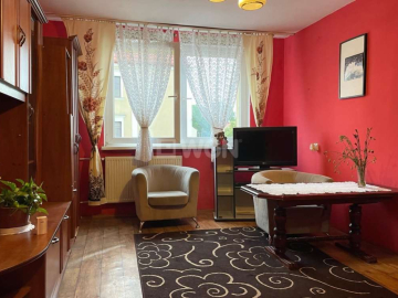 Ścinawa, mieszkanie 2 pokoje, pierwsze piętro, 38 m2, sprzedam, 155 000 zł.  
  
Na sprzedaż jasne rozkładowe mieszkanie w blok