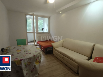 Szczytnica, mieszkanie 42,5 m2, dwa pokoje, parter, sprzedam, 190 000 zł.  
  
Na sprzedaż mieszkanie położone na parterze, w s