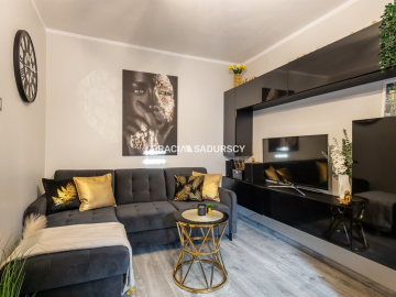 Tauron Arena, tramwaj, kawalerka do wejścia 