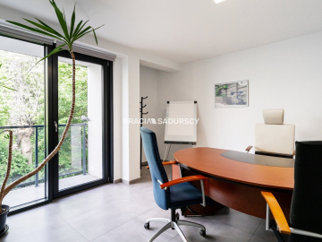 nowy lokal biurowo usługowy 110 m2 Sakwina
