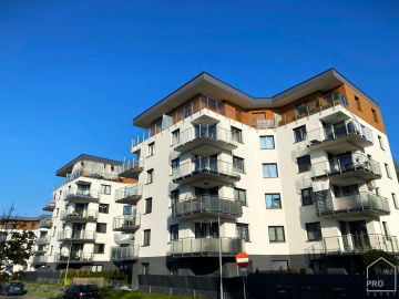 Apartament z tarasem i garderobą - nowe bud.