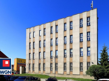 Ełk, budynek biurowy, 2564 m2, sprzedam, 1 450 000 zł, netto.  
  
Na sprzedaż budynek biurowy na dużej działce z dostępem do h