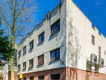 Włocławek, budynek biurowo-techniczny, 1453 m2, sprzedam, 1 000 000 zł, netto.  
  
Duże powierzchnie biurowe blisko trasy wylo