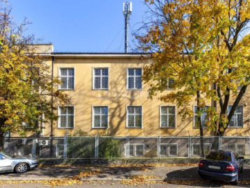 Warszawa, budynki biurowo-techniczne, 1274 m2, sprzedam, 2 500 000 zł, netto.  
  
Budynek biurowo-mieszkalny w Warszawie - dzi